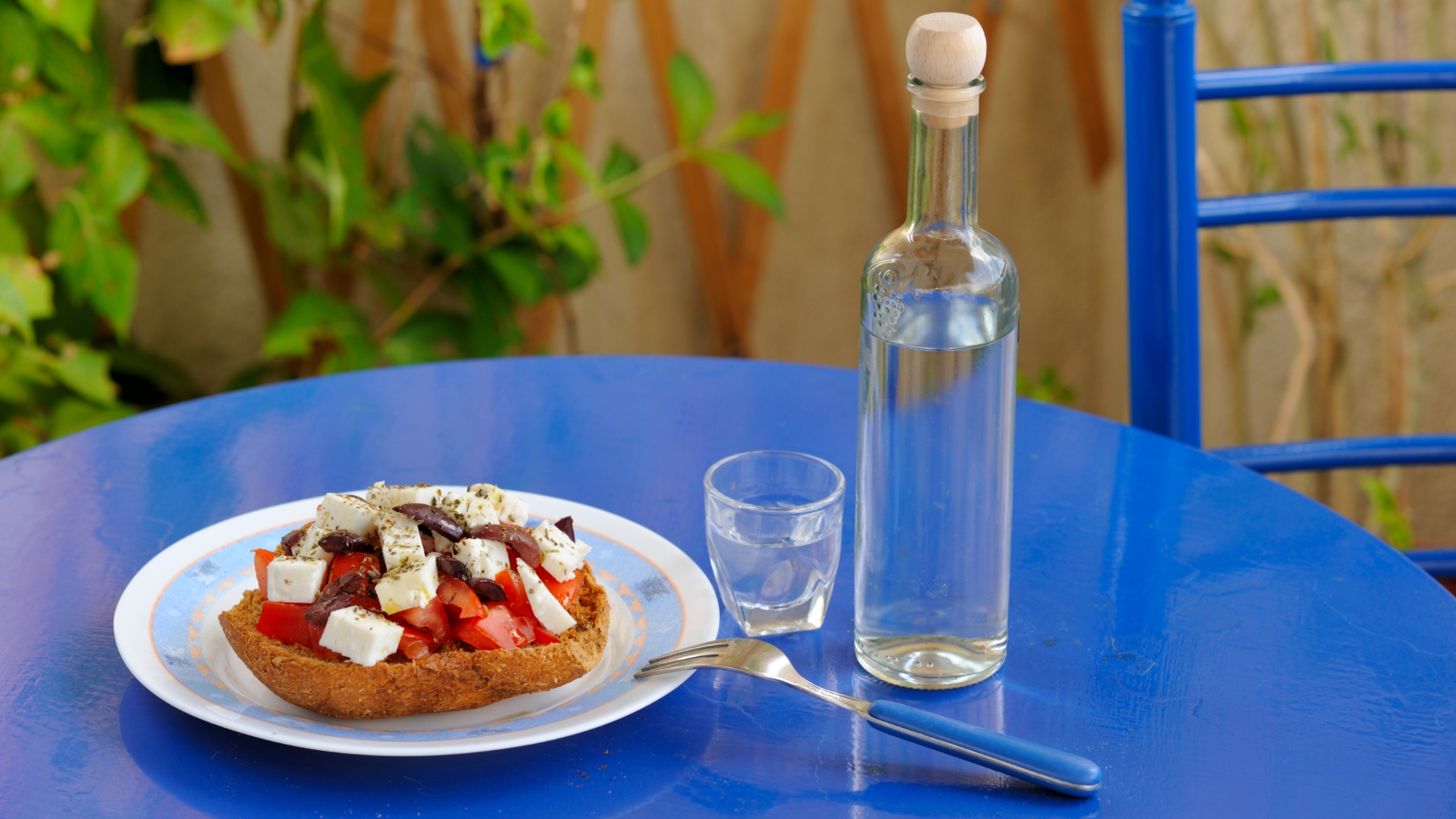 ntakos and tsikoudia - cretan dishes